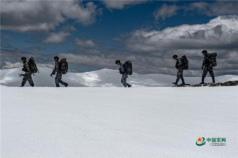 深雪中迷路